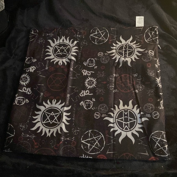Supernatural Pillowcase Cover - Picture 2 of 2